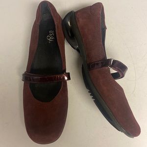 ASGI Suede Mary Jane Wine Velcro Flat Shoes Sz 6.5